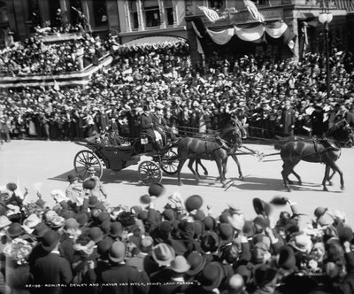Admiral Dewey and Mayor Van Wyck, Dewey Land Parade by Detroit Publishing Co.
